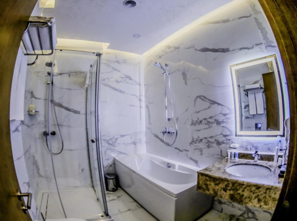 Madison Hotel باكو المظهر الخارجي الصورة