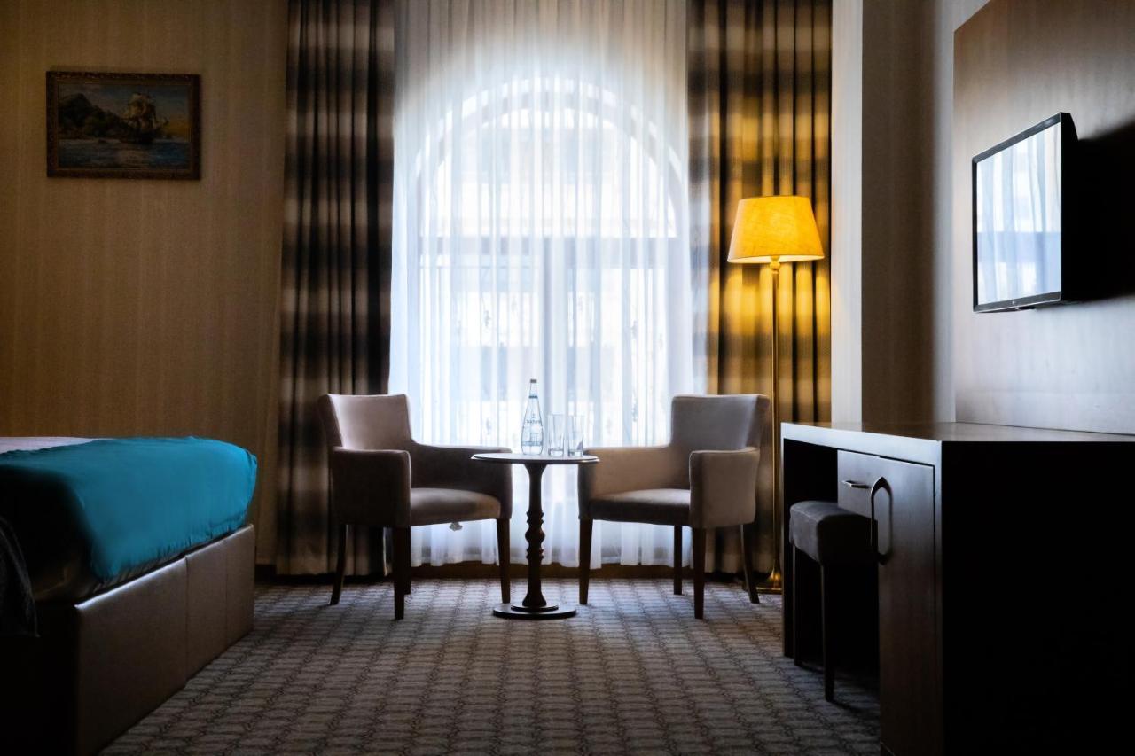 Madison Hotel باكو المظهر الخارجي الصورة