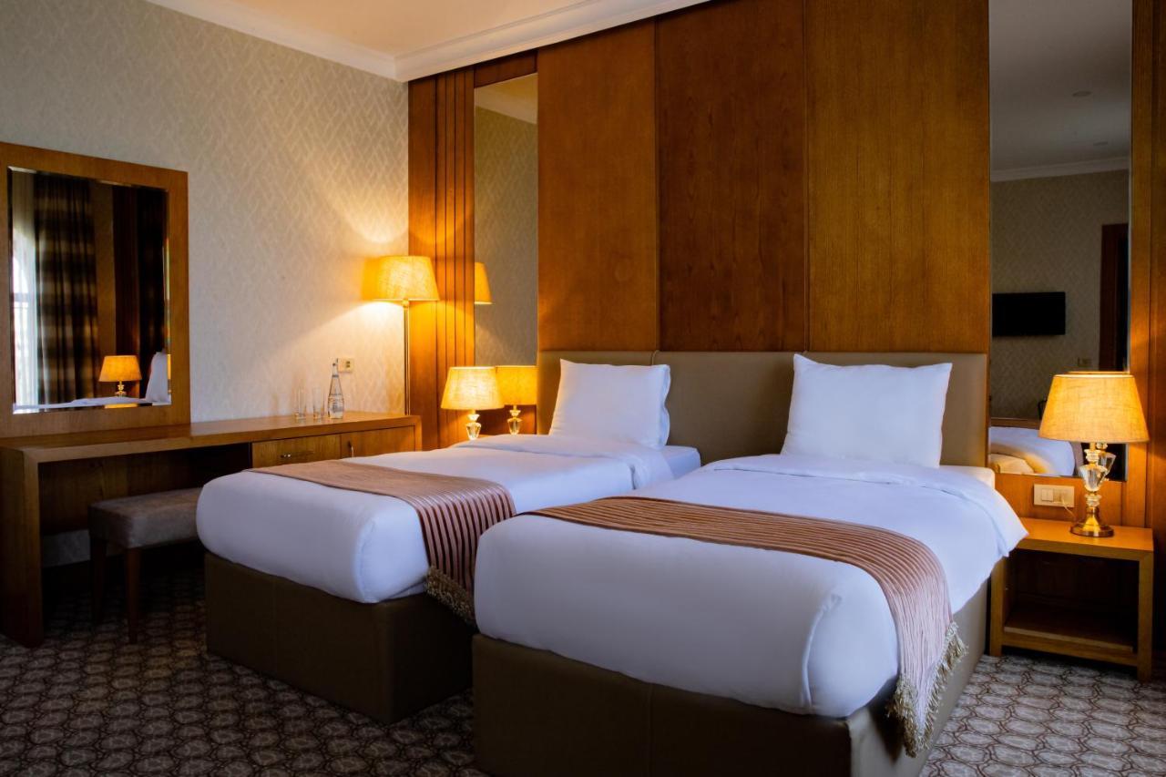Madison Hotel باكو المظهر الخارجي الصورة