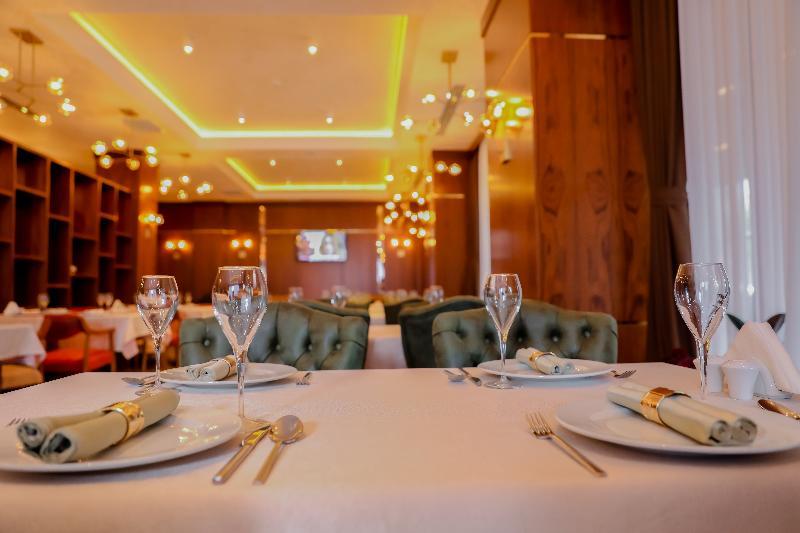 Madison Hotel باكو المظهر الخارجي الصورة